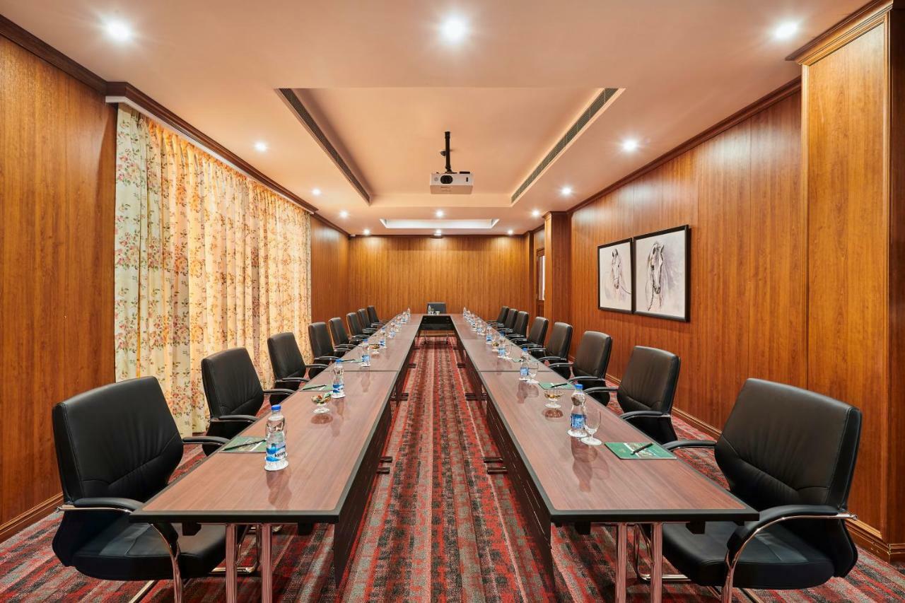 Mayfair Lake Resort Raipur  Exterior photo