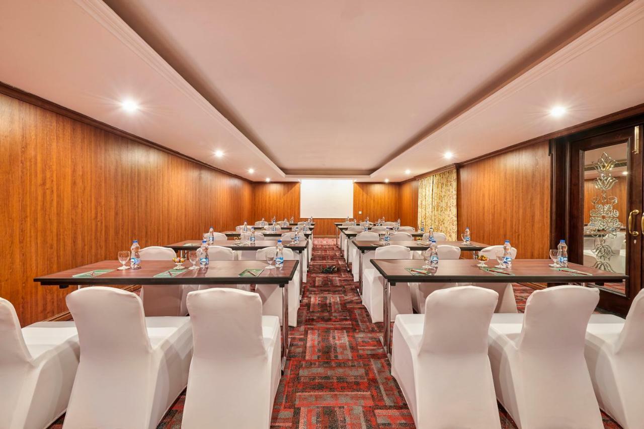 Mayfair Lake Resort Raipur  Exterior photo
