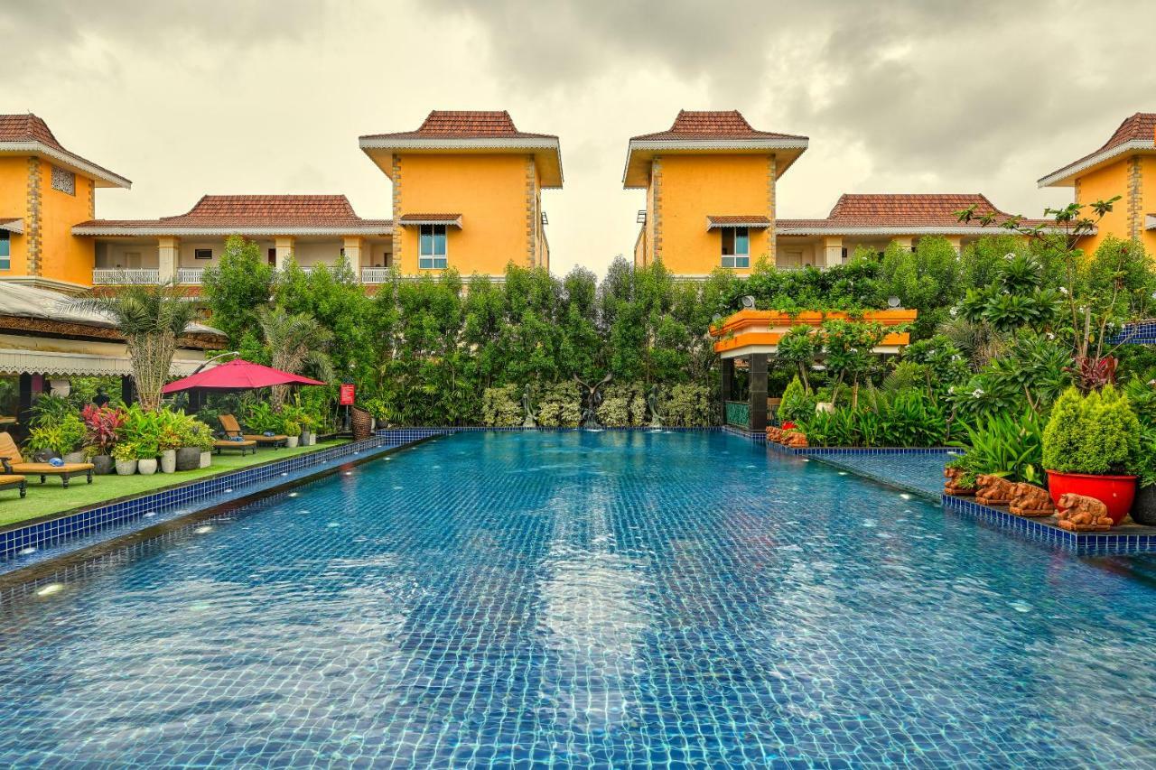 Mayfair Lake Resort Raipur  Exterior photo