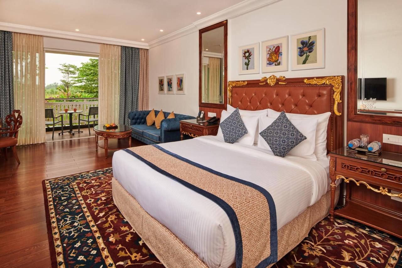 Mayfair Lake Resort Raipur  Exterior photo